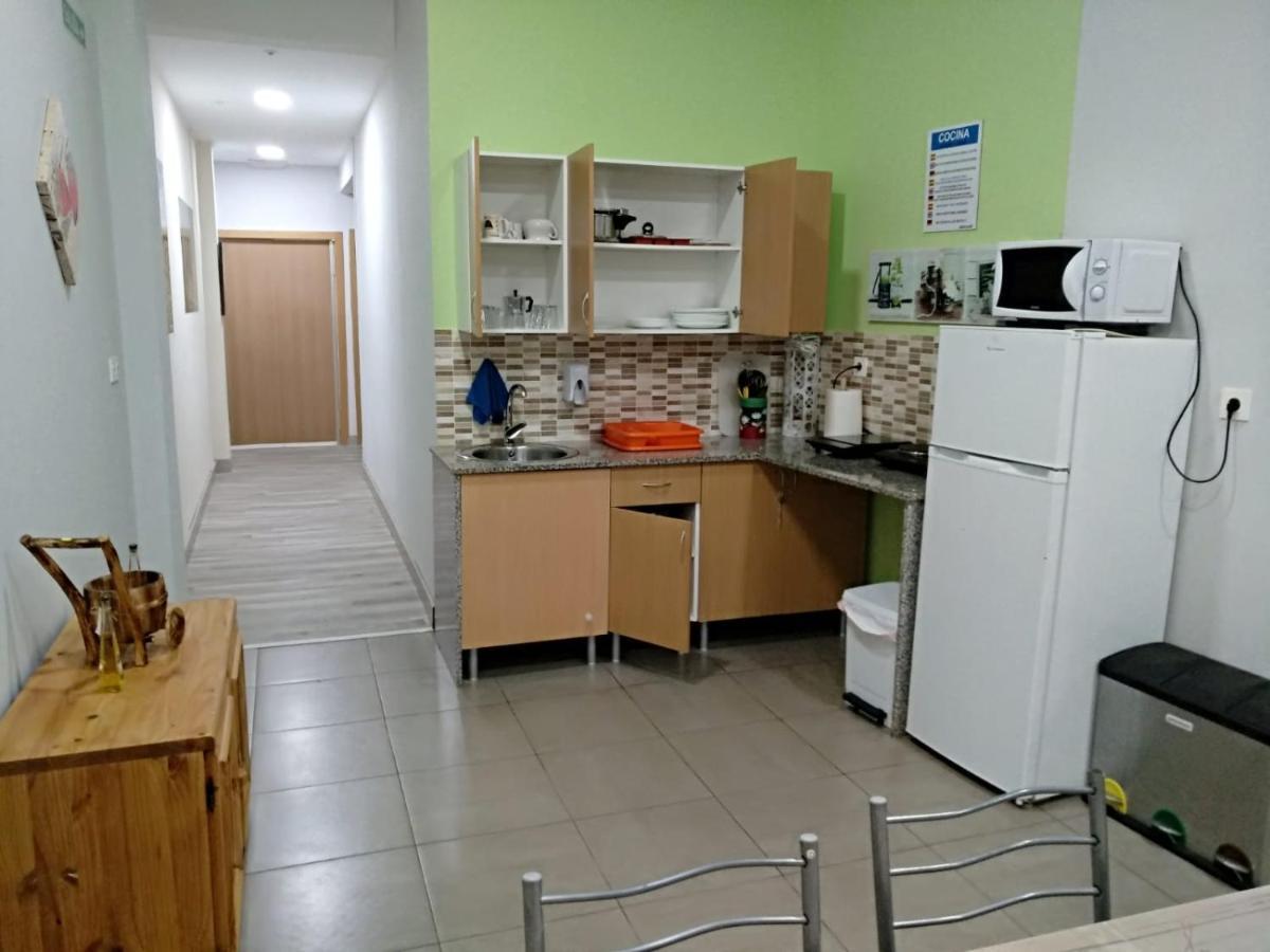 Albergue Barullo - Cubiculos - Literas - Habitaciones Саррия Экстерьер фото